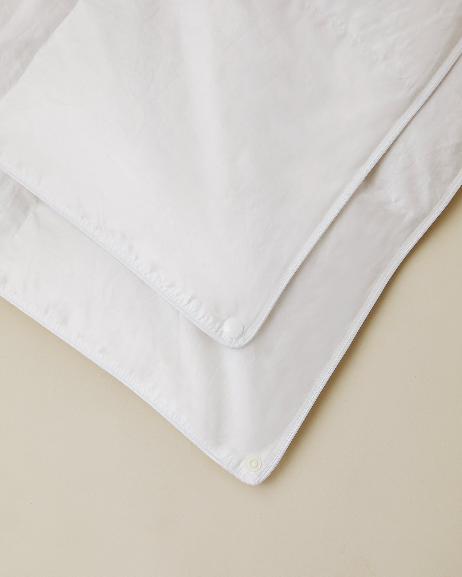 Die leichteste und weichste Luxushotel Bettdecke aus 100% zarten Daunen | Daunendecken
